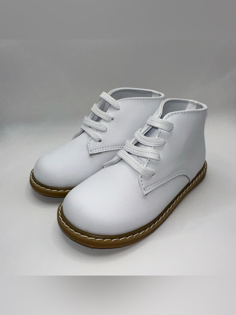 Baby Deer Size 8 White Leather Walking Shoe High Top New W Box Classic Church